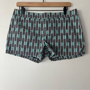 Gap Blue and Black Geometric Pattern Shorts 6
